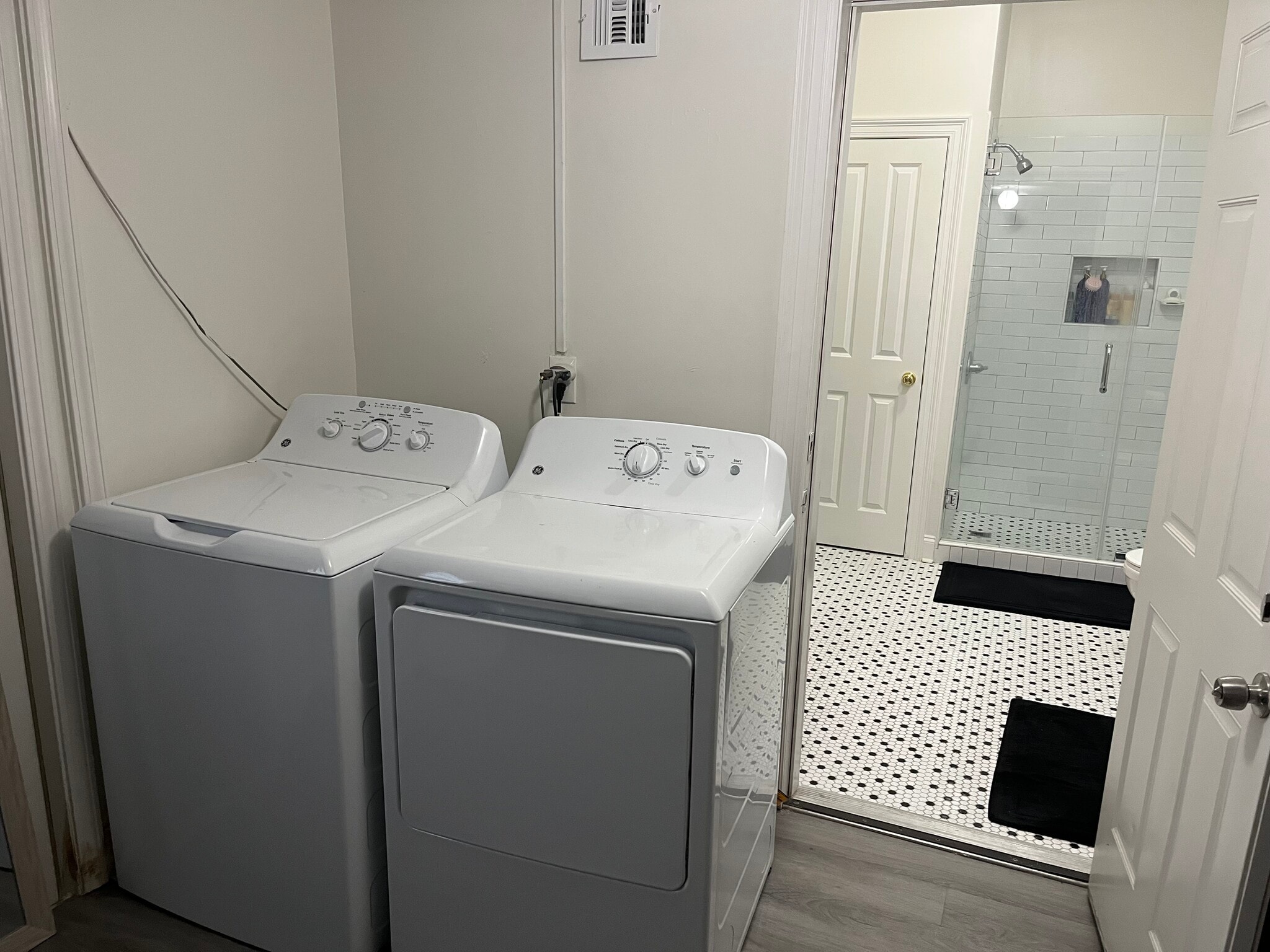 Laundry Room - 510 Pink St