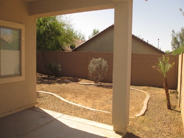 Building Photo - 2567 W Amber Sun Dr