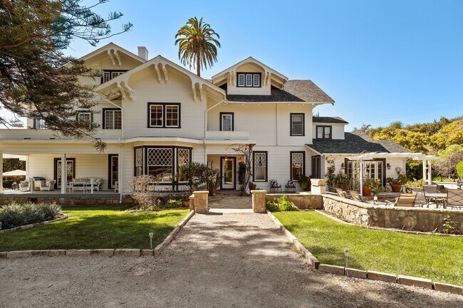 Building Photo - 5950 Casitas Pass Rd