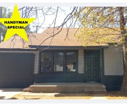 Building Photo - Handyman Special $0 First Month's Rent / “...