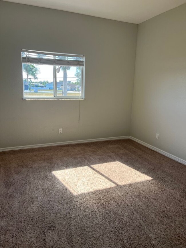 Building Photo - Villa Congress