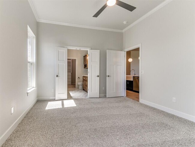 Building Photo - 13400 Sandoval Blvd