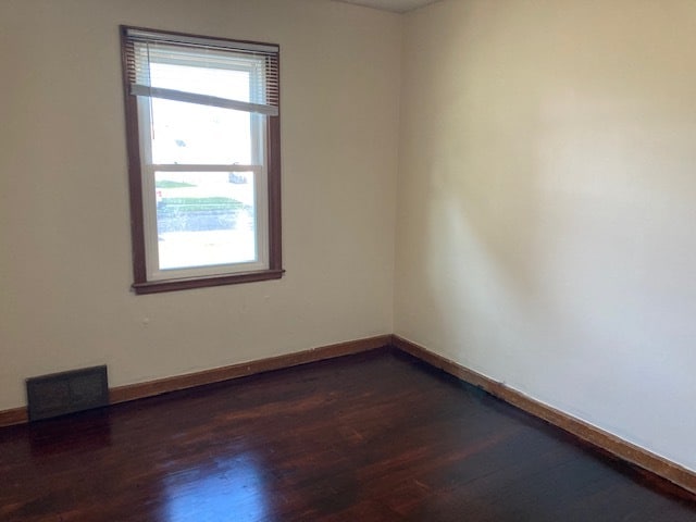 Building Photo - 118 Ringland Rd