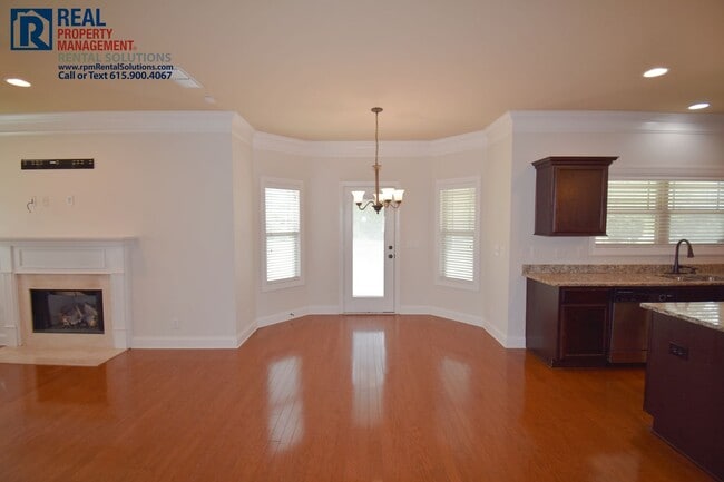 Building Photo - Lovely 3 bd home with bonus room, attached garage and covered patio! Neighborhood pool! Triple Bl...