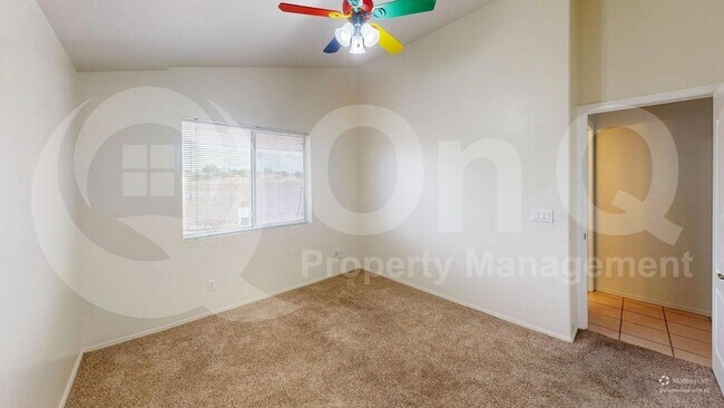 Building Photo - 8305 N Solitude Way