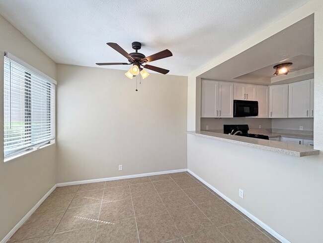 Building Photo - Upgraded 1B/1BA Condo in Spring Valley w/ ...