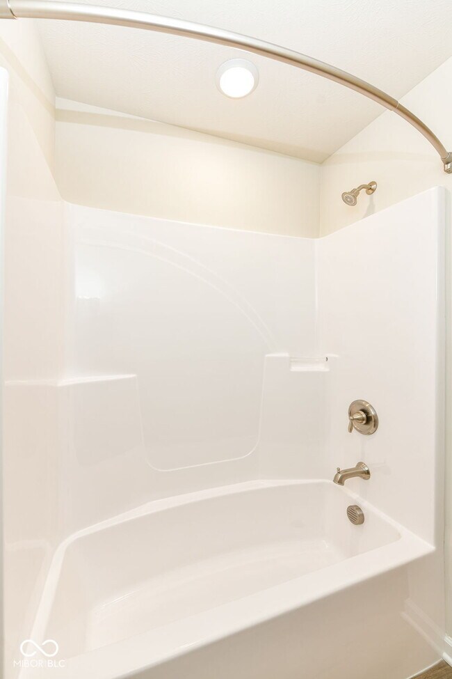 Building Photo - 3279 Haflinger Dr