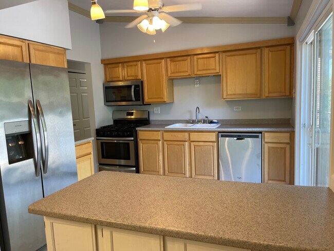 Building Photo - 644 Gannet Dr