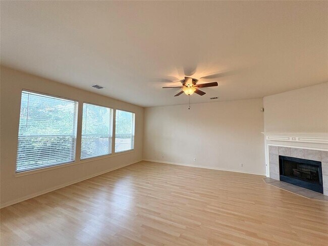 Building Photo - 7006 Rambollet Terrace