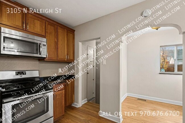 Building Photo - 3105 N Raleigh St