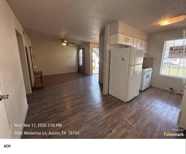 Building Photo - 5006 Weidemar Ln