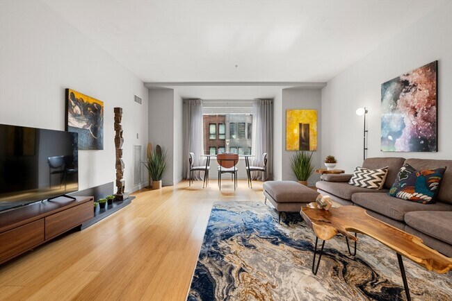 Building Photo - 16 Miner St