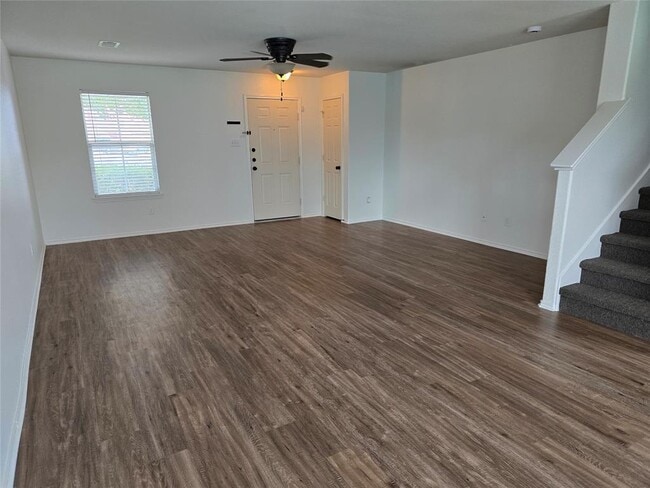 Building Photo - 11909 Big Sky Dr