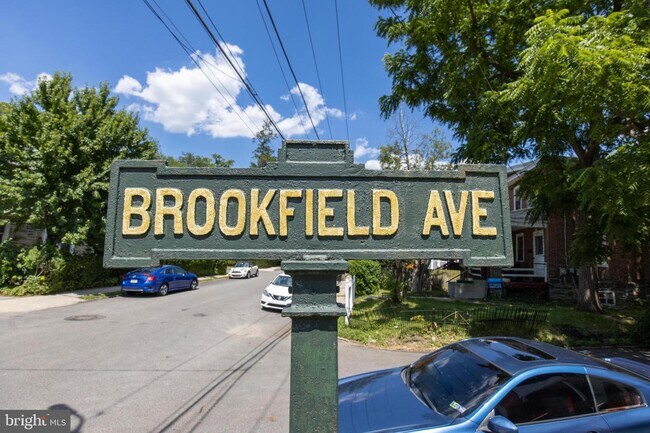 Building Photo - 102 Brookfield Terrace