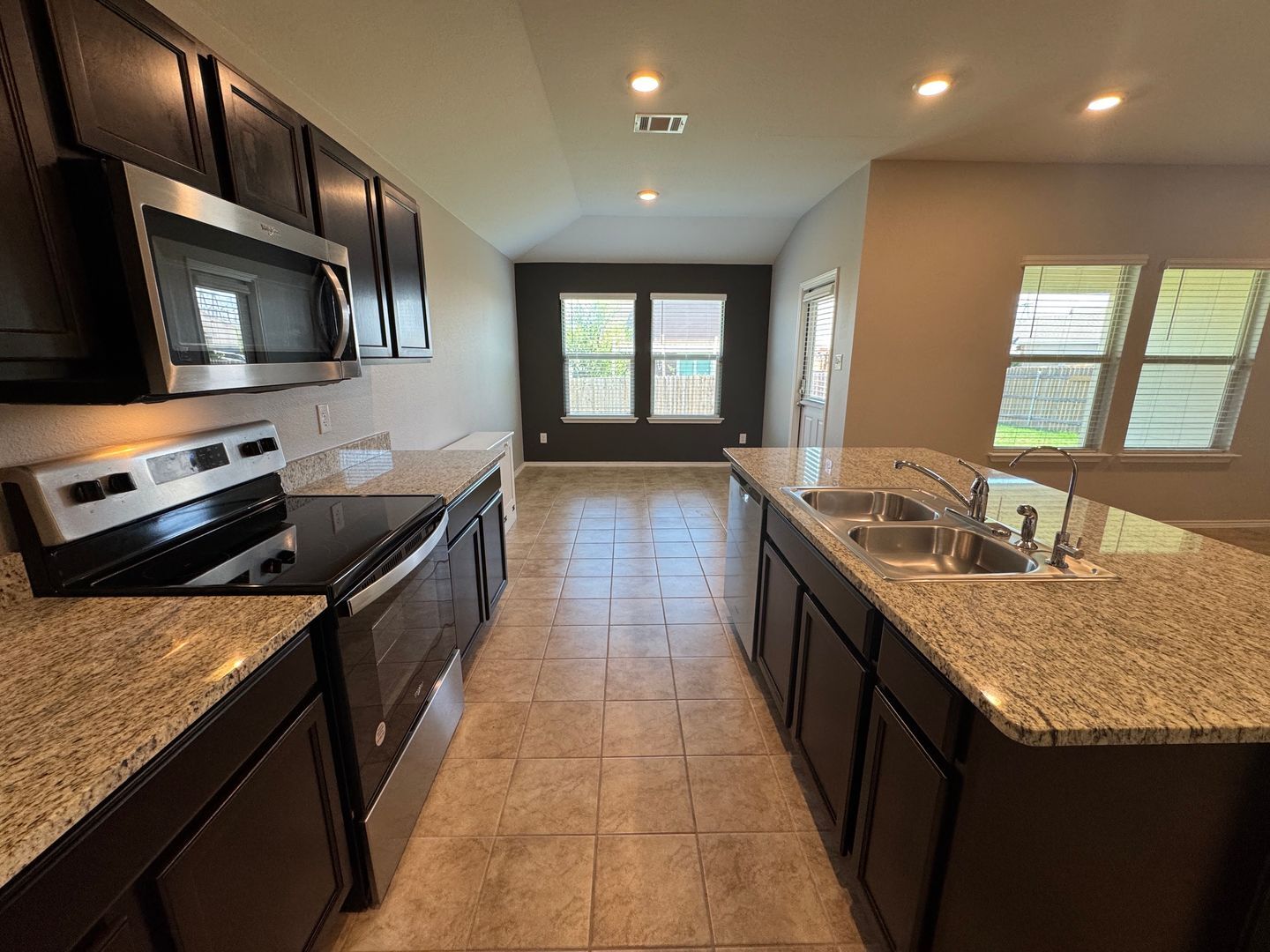 Building Photo - 9612 Murandy Dr
