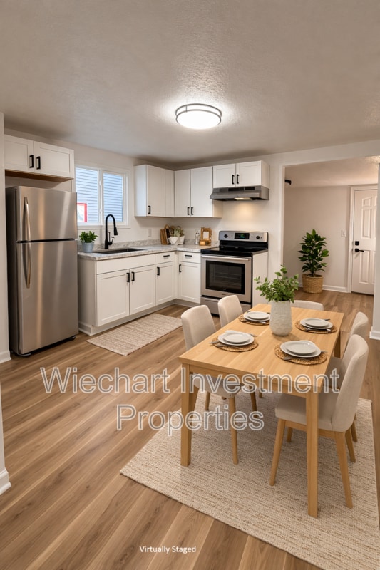 Building Photo - 867 W Spring St