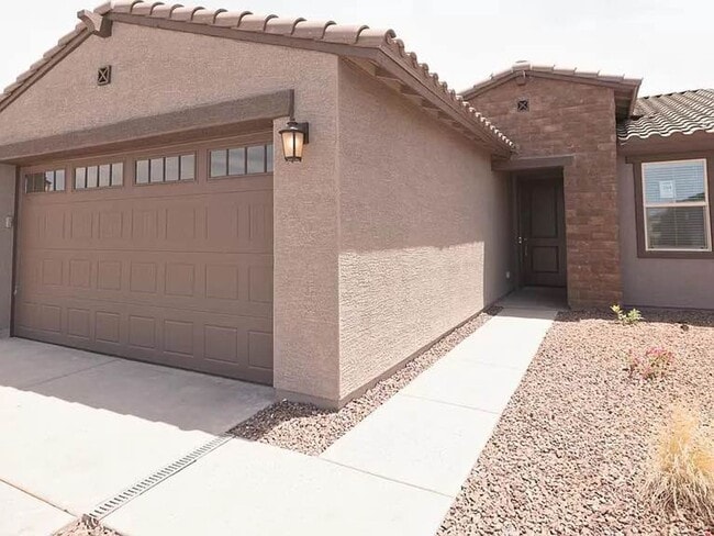 Primary Photo - House for Rent in Phoenix