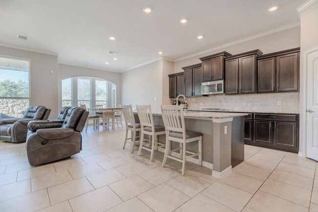 Building Photo - 8727 Hideout Bnd