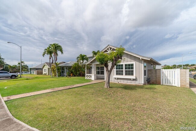 Building Photo - $4,200 | 3br/2ba Single Family Home in Kum...