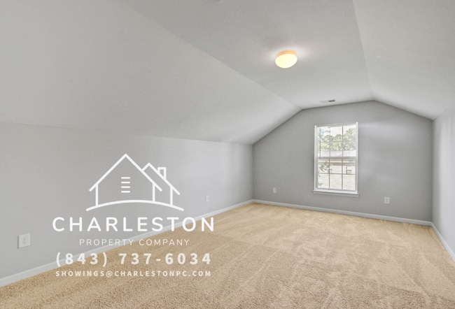 Building Photo - 306 Huntington Ct