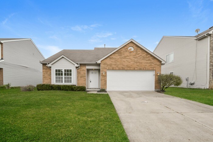 Primary Photo - 613 Quail Hollow Dr