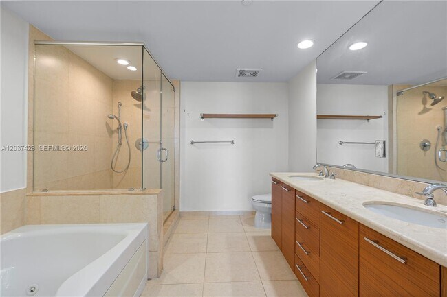 Building Photo - 50 Biscayne Blvd