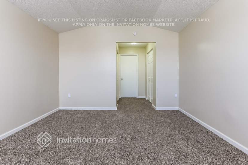 Building Photo - 5275 NW 186th Ln