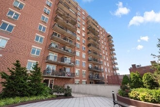 Building Photo - 3312 Hudson Ave