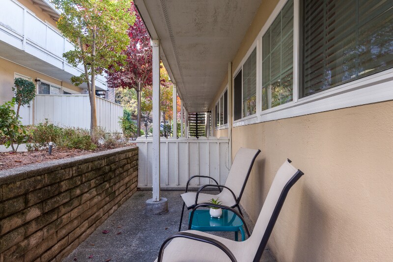 Building Photo - 3561 Farm Hill Blvd