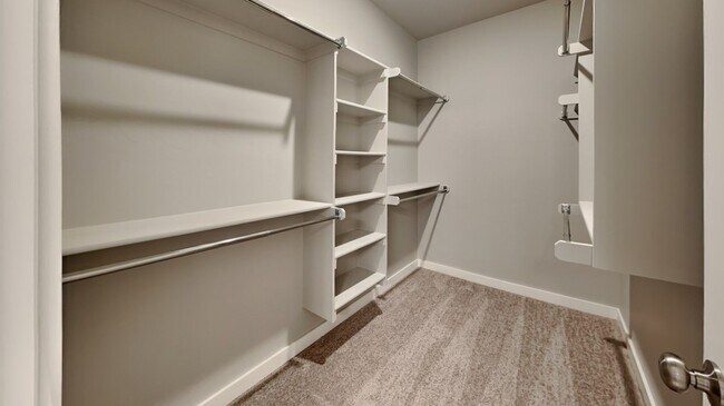 Building Photo - 3 Bedroom 2 Bathroom 2 Car Garage Home in Oakdale School District