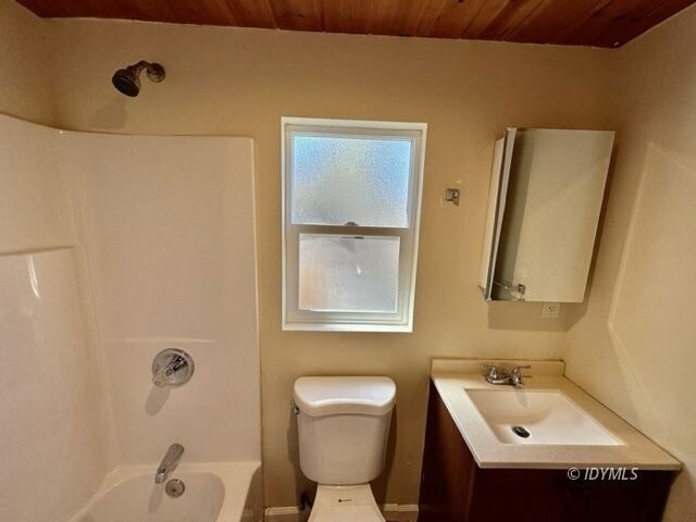 Building Photo - 25840 CA-243