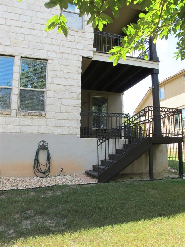 Building Photo - 509 S Meadowlark St