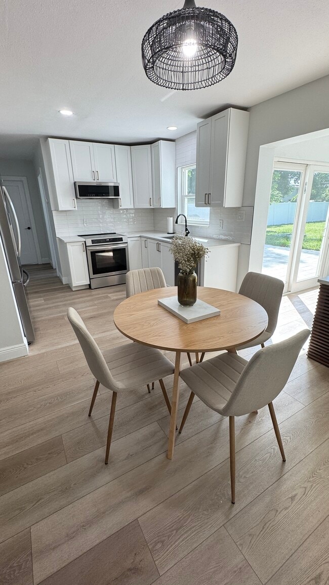 Building Photo - 2936 27th Ave N