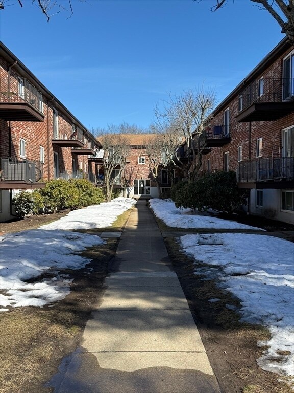 Building Photo - 32 Westgate Rd