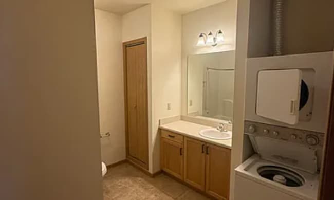 Building Photo - 901 Kearney St