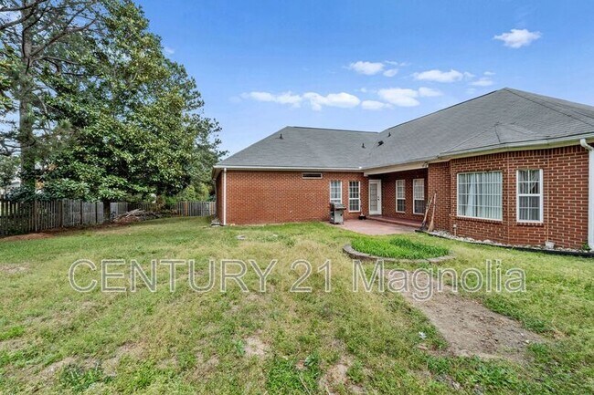 Building Photo - 790 Prairie Ln