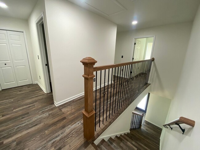 Building Photo - 34 Lyons Dr NW