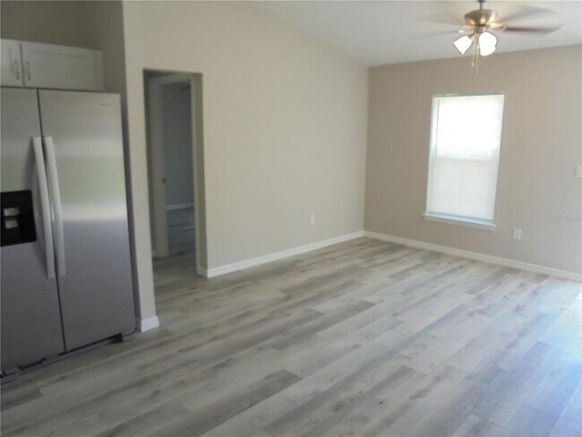Building Photo - 1 Fisher Terrace Trk
