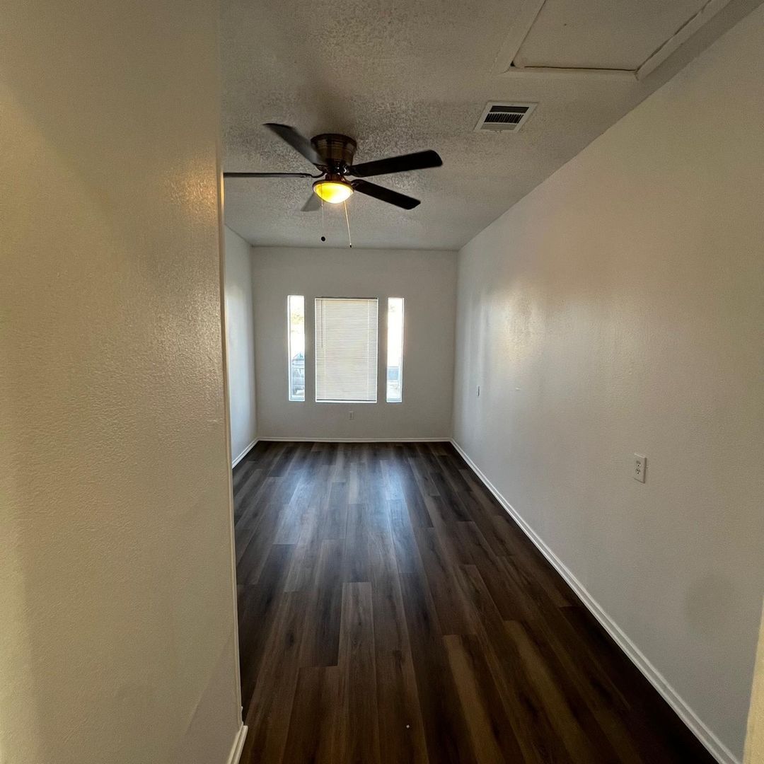 Building Photo - 3200 Zephyr Rd