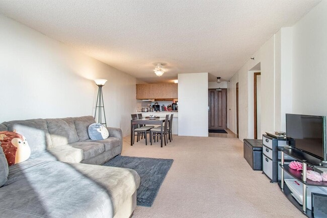 Building Photo - 98-351-351 Koauka Loop