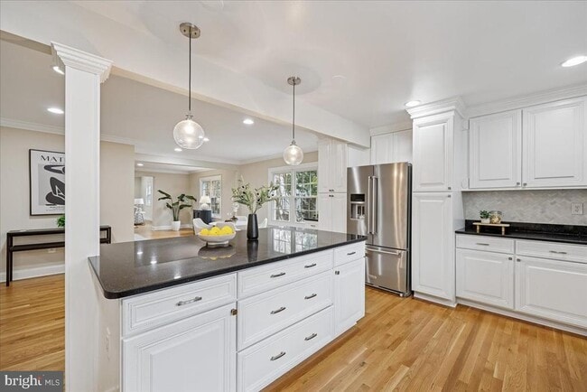 Building Photo - 4902 De Russey Pkwy