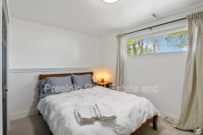 Building Photo - 8485 S 1575 E