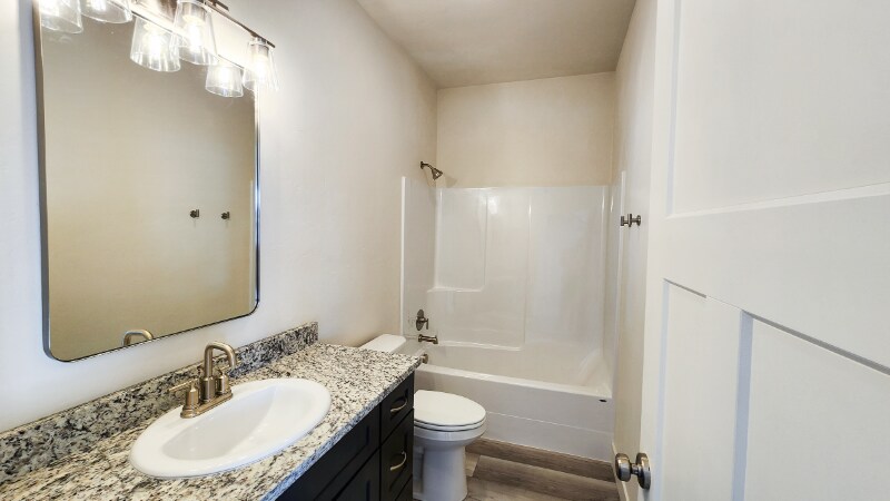 Building Photo - 302 Cottage Dr