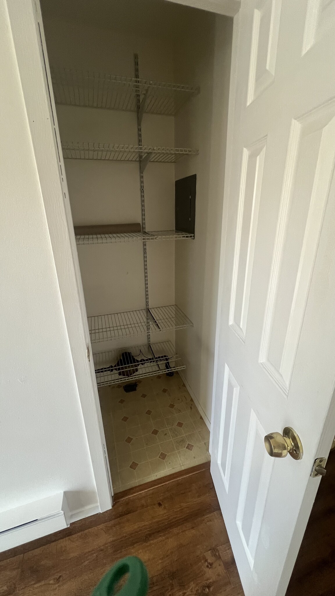 Pantry - 725 Alexander Rd