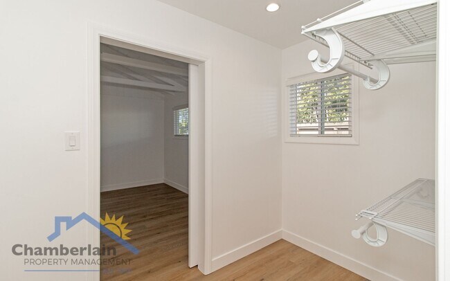 Building Photo - Spectacular View from this Single Story Home!