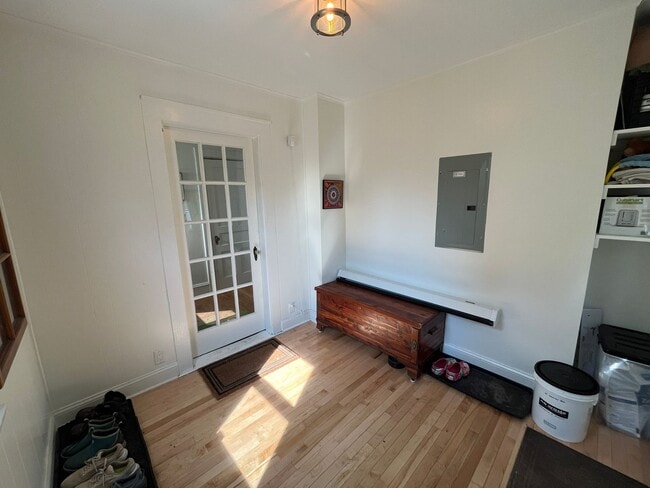 Building Photo - 61 Lakeview Terrace