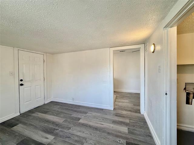 Building Photo - 1509 SE 18th St