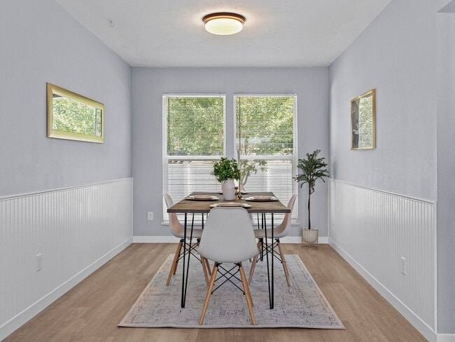 Building Photo - For Rent – Beautiful 4 Bedroom Home in Pal...