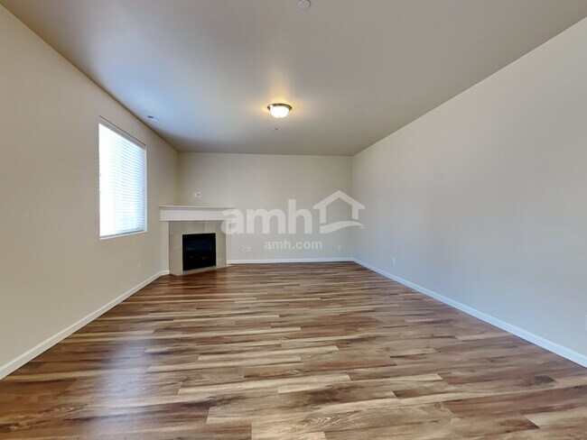 Building Photo - 2689 Justice Pl