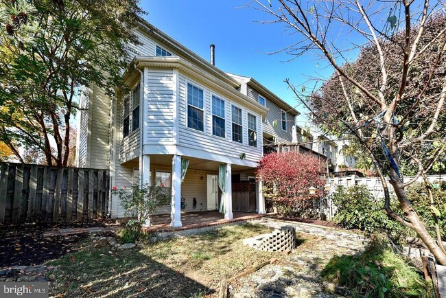 Building Photo - 20372 Burnley Square